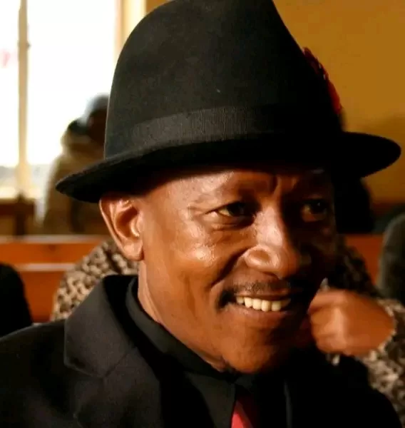 Kere Nyawo as Bulelani Sokhulu